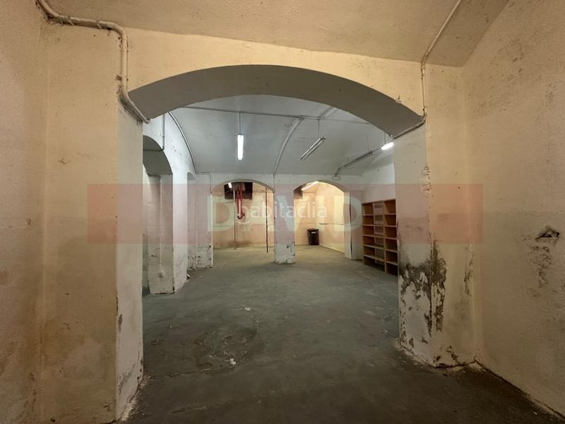 Foto 434249b6-44d4-4347-b0e4-eccc74427b98. Alquiler local comercial fantastico local en carrer avinyo en Barcelona Foto 434249b6-44d4-4347-b0e4-eccc74427b98. Alquiler local comercial fantastico local en carrer avinyo en Barcelona