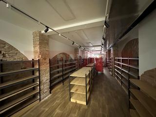 Pas-de-porte Local commercial N/a. Local comercial zona sarria Pas-de-porte Local commercial N/a. Local comercial zona sarria