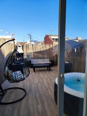 Casa a schiera in Ca n'Aurell. Chalet adosado en terrassa Casa a schiera in Ca n'Aurell. Chalet adosado en terrassa