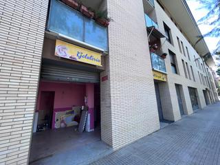 Business premise Carrer del gironès. En venta local comercial en fontsanta. Business premise Carrer del gironès. En venta local comercial en fontsanta.