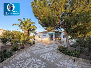 Chalet in Villamontes-Boqueres. Chalet en venta en villamontes, 4 dormitorios. Chalet in Villamontes-Boqueres. Chalet en venta en villamontes, 4 dormitorios.