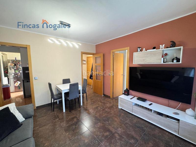 Foto 155ae2dc-835d-4416-a490-73aa2ae5ecec. Pis amb calefacció a Els Merinals Sabadell Foto 155ae2dc-835d-4416-a490-73aa2ae5ecec. Pis amb calefacció a Els Merinals Sabadell