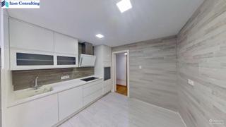 Appartement à Centro. Piso amplio y luminoso en pleno centro de albacete con garaje y Appartement à Centro. Piso amplio y luminoso en pleno centro de albacete con garaje y