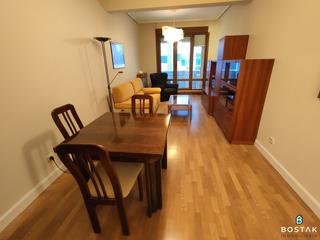 Location Appartement à Iturralde. Piso en alquiler en iturribide, cerca del eroski, terraza, ascen Location Appartement à Iturralde. Piso en alquiler en iturribide, cerca del eroski, terraza, ascen