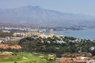 Ático en San Luis de Sabinillas. Ático nuevo de 3 dormitorios con solarium y vistas al mar en urb Ático en San Luis de Sabinillas. Ático nuevo de 3 dormitorios con solarium y vistas al mar en urb