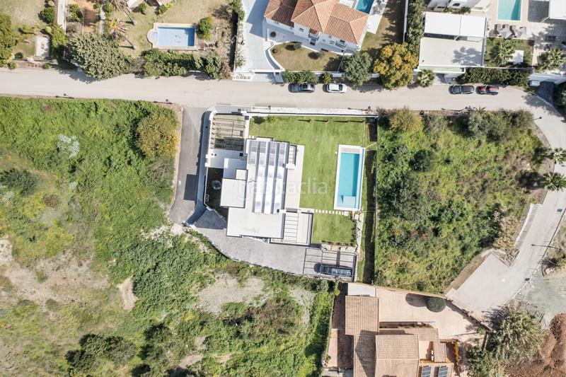 Foto 0622be3a-1fde-406c-b39f-32ead81f35a6. Maison avec parking piscine dans La Alquería Benahavís Foto 0622be3a-1fde-406c-b39f-32ead81f35a6. Maison avec parking piscine dans La Alquería Benahavís