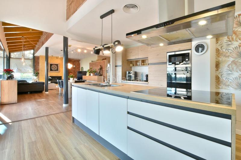 Foto 07adc86d-c683-4292-95a4-1cc878b153cc. Chalet casa en venta junto a la playa en Urbanitzacions Arenys de Mar Foto 07adc86d-c683-4292-95a4-1cc878b153cc. Chalet casa en venta junto a la playa en Urbanitzacions Arenys de Mar