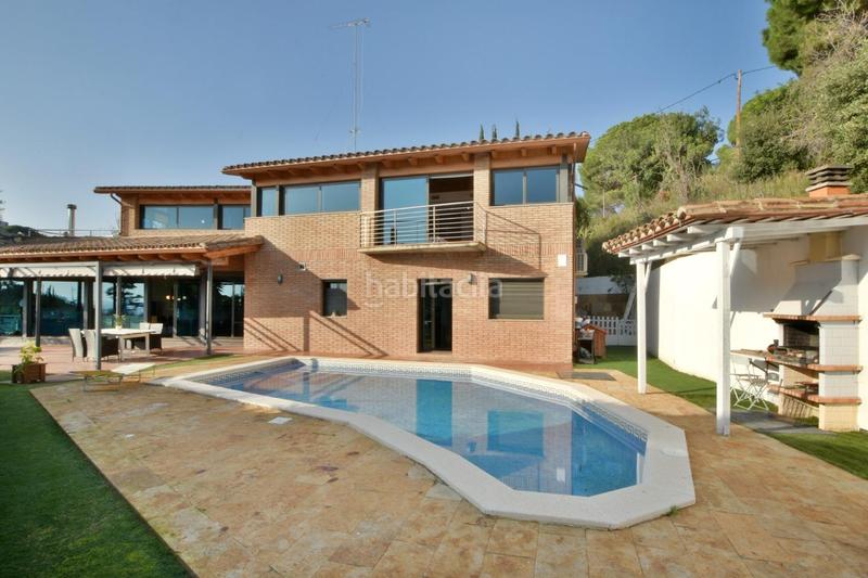 Foto 3a3e3536-8ab7-457b-b60b-438075d5938c. Chalet casa en venta junto a la playa en Urbanitzacions Arenys de Mar Foto 3a3e3536-8ab7-457b-b60b-438075d5938c. Chalet casa en venta junto a la playa en Urbanitzacions Arenys de Mar