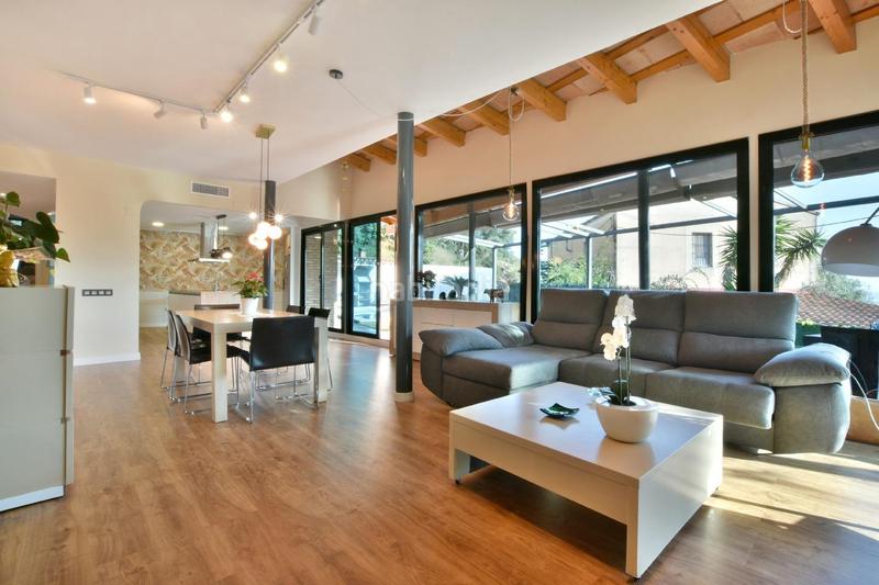 Foto d7e9dc5e-ba87-4fc7-aca3-04c73fbae2fe. Chalet casa en venta junto a la playa en Urbanitzacions Arenys de Mar Foto d7e9dc5e-ba87-4fc7-aca3-04c73fbae2fe. Chalet casa en venta junto a la playa en Urbanitzacions Arenys de Mar