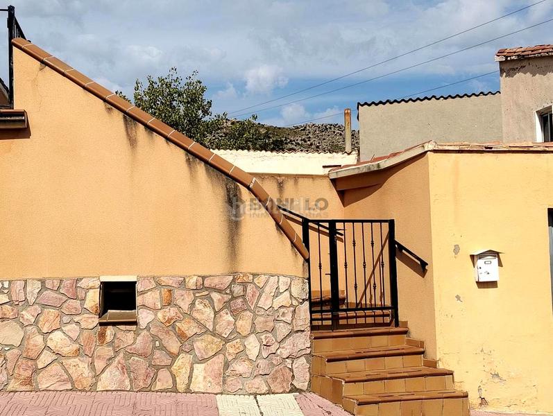 Foto 71365b70-1881-4859-a31a-c09641c2e6a7. Piso primer piso en casa con terraza en Utrillas Foto 71365b70-1881-4859-a31a-c09641c2e6a7. Piso primer piso en casa con terraza en Utrillas