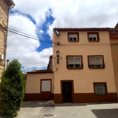Lloguer Masia San roque. Casa con patio a 15 minutos de teruel Lloguer Masia San roque. Casa con patio a 15 minutos de teruel