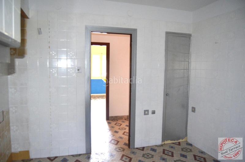 Foto ec810ec0-795d-4b3c-bc19-eb1465d5b40b. Casa amb aparcament piscina a Ponent Reus Foto ec810ec0-795d-4b3c-bc19-eb1465d5b40b. Casa amb aparcament piscina a Ponent Reus