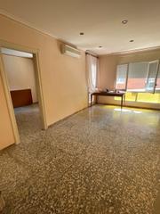 Apartament a Port - Horta de Santa Maria. Apartamento para reformar en el centro de cambris y a un paso de Apartament a Port - Horta de Santa Maria. Apartamento para reformar en el centro de cambris y a un paso de