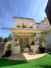 Casa a Pueblo Acantilado-Lanuza. Venta de maravillosa vivienda en privilegiada ubicación con vist Casa a Pueblo Acantilado-Lanuza. Venta de maravillosa vivienda en privilegiada ubicación con vist