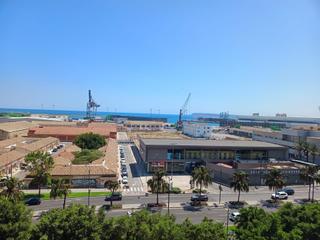 Piso en Barrio del Centro. Venta de estupenda vivienda con vistas al mar de lujo Piso en Barrio del Centro. Venta de estupenda vivienda con vistas al mar de lujo