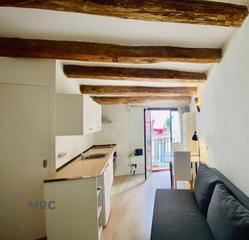 Appartamento  Cera. Acogedor apartamento con balcón. barcelona centro Appartamento  Cera. Acogedor apartamento con balcón. barcelona centro
