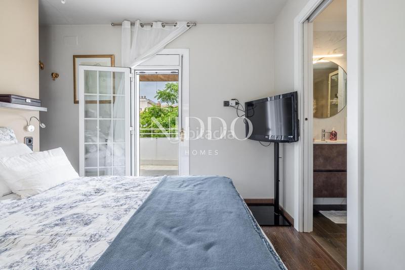 Foto e00f7a96-bbd5-4abe-a074-bf173a7b6394. Casa adossada amb calefacció aparcament a Sant Francesc Sant Cugat del Vallès Foto e00f7a96-bbd5-4abe-a074-bf173a7b6394. Casa adossada amb calefacció aparcament a Sant Francesc Sant Cugat del Vallès