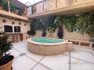 House in Pollença Poble. Elegancia mallorquina renovada espectacular casa con piscina, pr House in Pollença Poble. Elegancia mallorquina renovada espectacular casa con piscina, pr