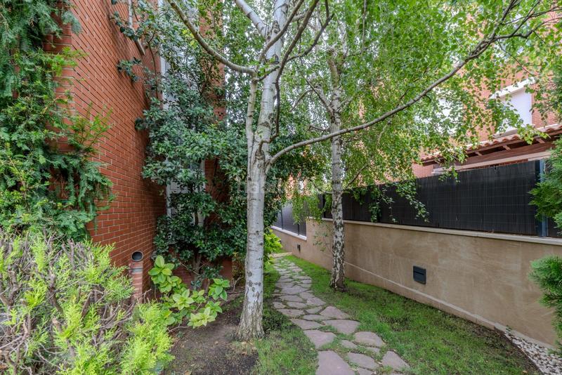 Foto 30bf5ae3-c8be-438d-a61b-06de62184147. Chalet en avenida de la rioja 4 espectacular chalet en urbanización las aranzadas en Lardero Foto 30bf5ae3-c8be-438d-a61b-06de62184147. Chalet en avenida de la rioja 4 espectacular chalet en urbanización las aranzadas en Lardero