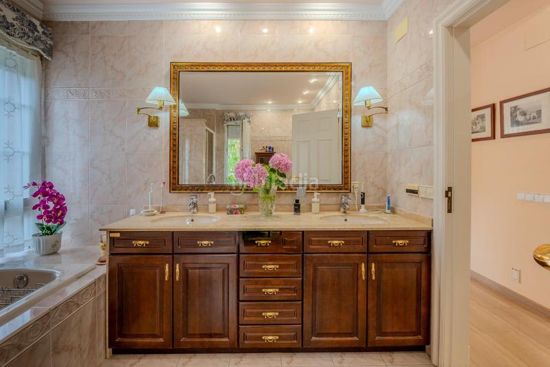 Foto 4794bff8-464a-40fd-be4d-1df3980d0032. Chalet en avenida de la rioja 4 espectacular chalet en urbanización las aranzadas en Lardero Foto 4794bff8-464a-40fd-be4d-1df3980d0032. Chalet en avenida de la rioja 4 espectacular chalet en urbanización las aranzadas en Lardero