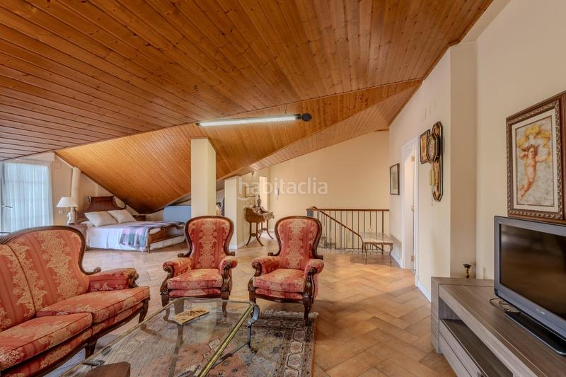 Foto 63603a49-bbd1-40d3-b8d2-84498fb35c3f. Chalet en avenida de la rioja 4 espectacular chalet en urbanización las aranzadas en Lardero Foto 63603a49-bbd1-40d3-b8d2-84498fb35c3f. Chalet en avenida de la rioja 4 espectacular chalet en urbanización las aranzadas en Lardero