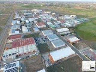 Traspàs Local Comercial a Calle extremadura 128 Traspàs Local Comercial a Calle extremadura 128