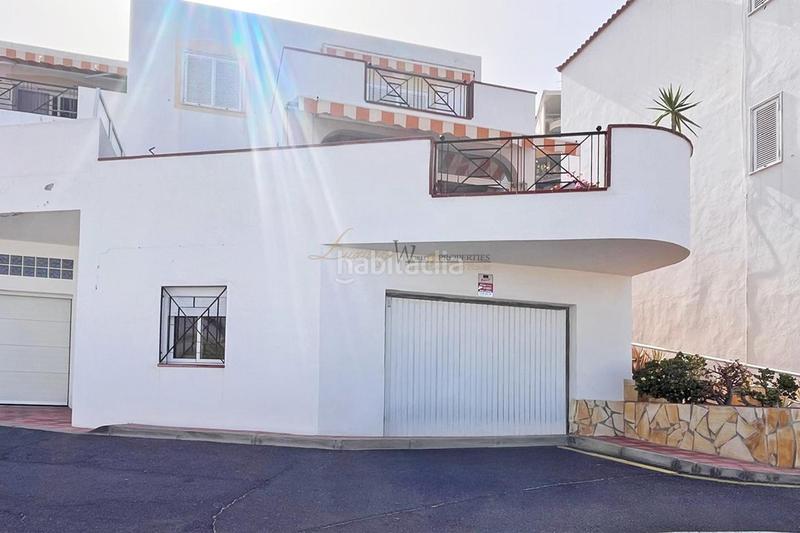 Foto cf6ac995-9bcd-4cff-a48f-401a0a6cebe5. Casa adossada amb aparcament piscina a Torviscas Centro y Alto Adeje Foto cf6ac995-9bcd-4cff-a48f-401a0a6cebe5. Casa adossada amb aparcament piscina a Torviscas Centro y Alto Adeje