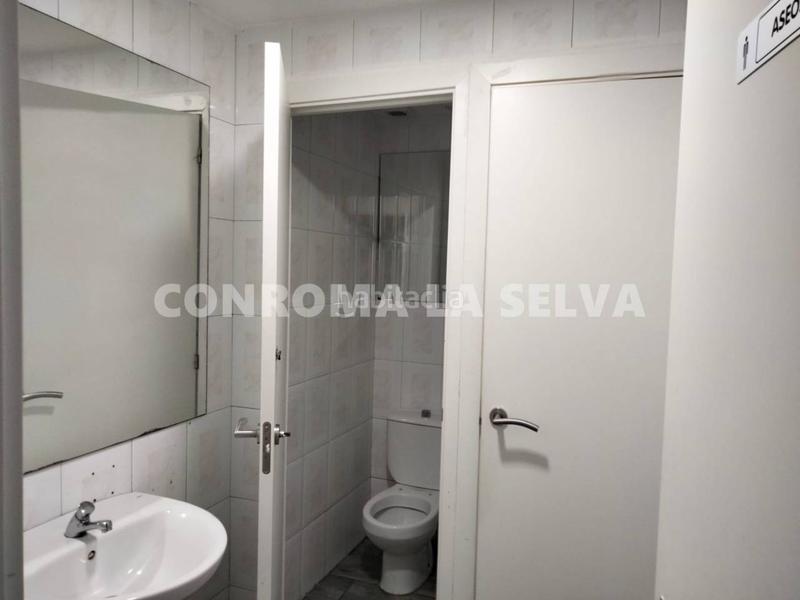 Foto cb3efcd5-7c27-42f0-937f-38325e88ab4b. Umzug geschäftsraum in Els Pins Blanes Foto cb3efcd5-7c27-42f0-937f-38325e88ab4b. Umzug geschäftsraum in Els Pins Blanes