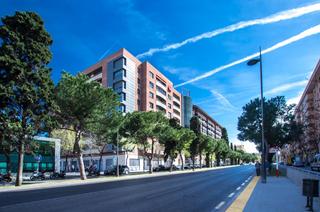 Appartamento  Avenida de roma. Magnífico piso de alto standing con 5 habitaciones, 2 baños y as Appartamento  Avenida de roma. Magnífico piso de alto standing con 5 habitaciones, 2 baños y as