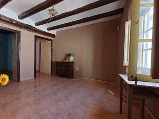 Bauernhof  Carrer de sant roc. Estupenda casa de 3 plantas ubicada en el centro de vilallonga d Bauernhof  Carrer de sant roc. Estupenda casa de 3 plantas ubicada en el centro de vilallonga d