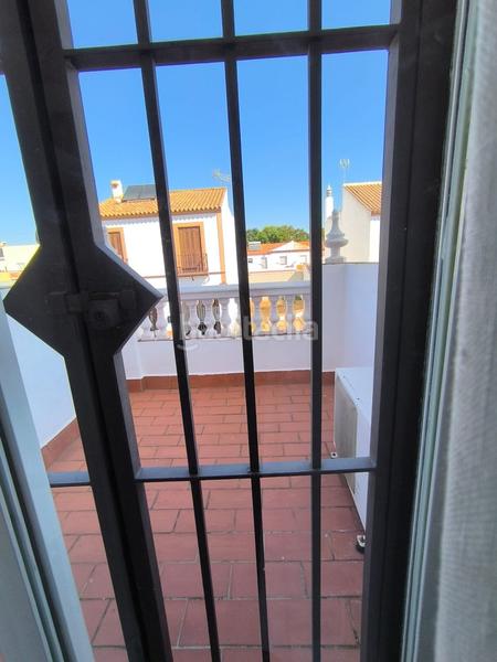 Foto bd7d0115-b3e3-4e44-8147-2097b7525418. Casa adossada amb calefacció a Benacazón Foto bd7d0115-b3e3-4e44-8147-2097b7525418. Casa adossada amb calefacció a Benacazón