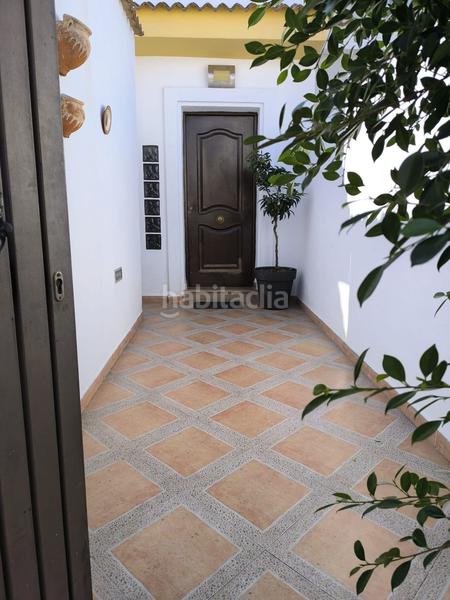 Foto db09a665-f18c-472c-b817-39eb0c73f328. Casa adossada amb calefacció a Benacazón Foto db09a665-f18c-472c-b817-39eb0c73f328. Casa adossada amb calefacció a Benacazón