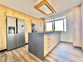 Appartement à Centro Ciudad. Vivienda amplia y reformado en pleno centro con vistas a la bahi Appartement à Centro Ciudad. Vivienda amplia y reformado en pleno centro con vistas a la bahi