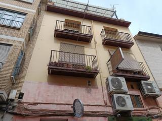 Edifici C/ pellicer. Solvia inmobiliaria hotel caspe Edifici C/ pellicer. Solvia inmobiliaria hotel caspe