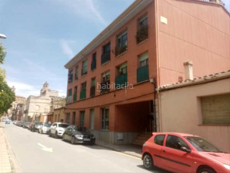 Foto 00a79648-f3c2-49e0-b8d7-9aefc2039e05. Aparcament cotxe a Llagostera Foto 00a79648-f3c2-49e0-b8d7-9aefc2039e05. Aparcament cotxe a Llagostera