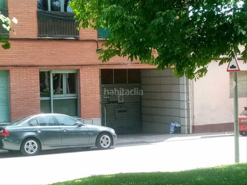 Foto 1fab17d6-c30d-42f8-9f85-2caa4936a8b9. Aparcament cotxe a Llagostera Foto 1fab17d6-c30d-42f8-9f85-2caa4936a8b9. Aparcament cotxe a Llagostera