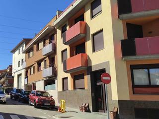 Aparcament cotxe C/ talamanca. Solvia inmobiliaria garaje navarcles Aparcament cotxe C/ talamanca. Solvia inmobiliaria garaje navarcles
