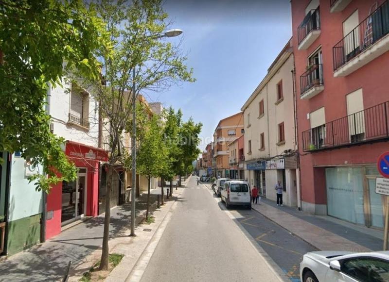 Foto f377f1f9-9558-4a81-a755-6bb3a0ab39e3. Aparcament cotxe a Barri dels Escriptors Salt Foto f377f1f9-9558-4a81-a755-6bb3a0ab39e3. Aparcament cotxe a Barri dels Escriptors Salt