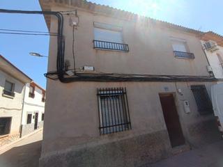 Casa aparellada Cl cervantes nº 34. Solvia inmobiliaria chalet adosado montiel Casa aparellada Cl cervantes nº 34. Solvia inmobiliaria chalet adosado montiel