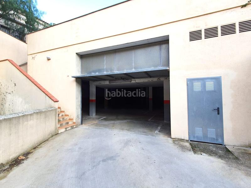 Foto 82c133f1-1251-4ec5-8bc4-e1a541472194. Aparcament cotxe a Llagostera Foto 82c133f1-1251-4ec5-8bc4-e1a541472194. Aparcament cotxe a Llagostera