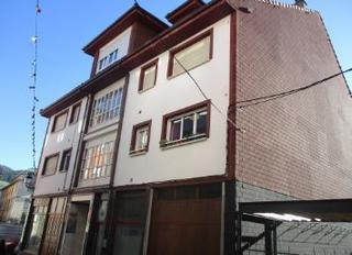 Aparcament cotxe C/ mayor. Solvia inmobiliaria garaje allande Aparcament cotxe C/ mayor. Solvia inmobiliaria garaje allande