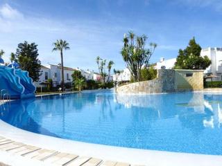 Chalet in Los Gallos. Venta de chalet en el real de la barrosa con jardin Chalet in Los Gallos. Venta de chalet en el real de la barrosa con jardin