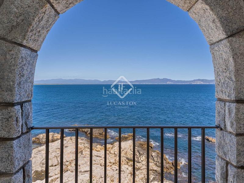 Foto 072031f8-11d3-43ad-b7b6-4e7d524650e7. Piso precioso piso en primera línea de mar con aparcamiento en venta en lescala, costa brava en Escala (L´) Foto 072031f8-11d3-43ad-b7b6-4e7d524650e7. Piso precioso piso en primera línea de mar con aparcamiento en venta en lescala, costa brava en Escala (L´)