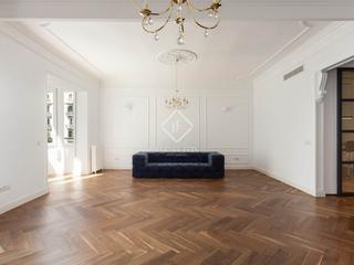Alquiler Piso en Sant Gervasi - Galvany. Estupendo piso reformado de 205 m2, en alquiler de larga duració Alquiler Piso en Sant Gervasi - Galvany. Estupendo piso reformado de 205 m2, en alquiler de larga duració