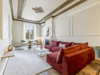 Piso en St. Pere - Sta. Caterina - El Born. Excelente propiedad en venta con tres dormitorios en barceloneta Piso en St. Pere - Sta. Caterina - El Born. Excelente propiedad en venta con tres dormitorios en barceloneta