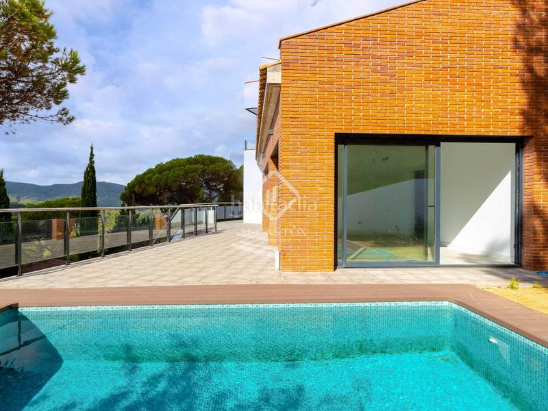 Foto 14378ae2-e4a8-4ea1-a21f-7f475d2282b8. Chalet avec chauffage parking piscine dans Vallromanes Foto 14378ae2-e4a8-4ea1-a21f-7f475d2282b8. Chalet avec chauffage parking piscine dans Vallromanes