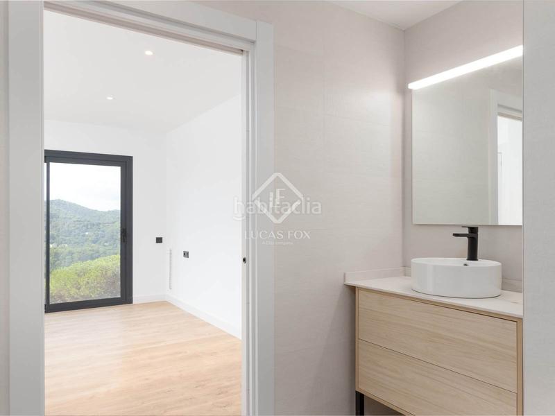 Foto cc3b3449-a025-47e1-ae53-c1e5c0d3673e. Chalet avec chauffage parking piscine dans Vallromanes Foto cc3b3449-a025-47e1-ae53-c1e5c0d3673e. Chalet avec chauffage parking piscine dans Vallromanes