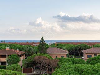 Àtic a Gava Mar. Fantástico dúplex con altillo, terraza y bonitas vistas al mar e Àtic a Gava Mar. Fantástico dúplex con altillo, terraza y bonitas vistas al mar e