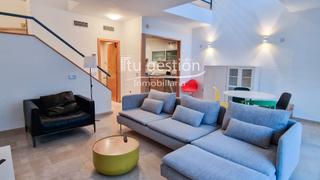 Location Maison jumelée Calle ferrándiz. Para larga temporada moderno adosado a un paso del centro de mál Location Maison jumelée Calle ferrándiz. Para larga temporada moderno adosado a un paso del centro de mál