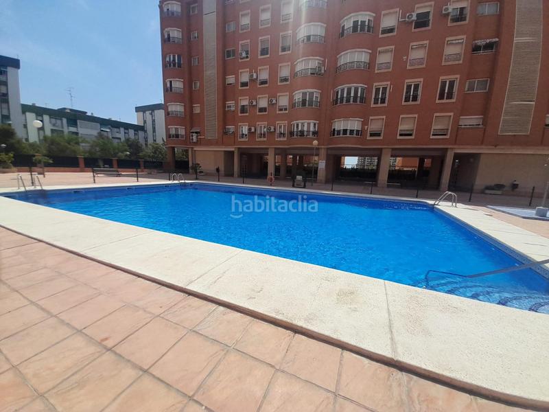 Foto b14122b4-cf62-4392-9ac1-569c07ec7a67. Piso  en urbanización con piscina y garage en Alicante Foto b14122b4-cf62-4392-9ac1-569c07ec7a67. Piso  en urbanización con piscina y garage en Alicante
